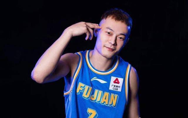 与美女们的合租